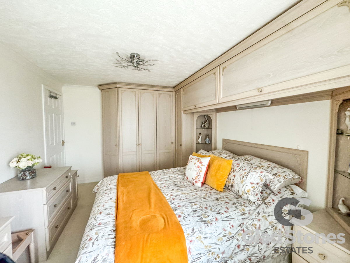 Shortwood Crescent, Plymouth, PL9 Spacious Semi Detached Family Home in Plymstock, photo 13