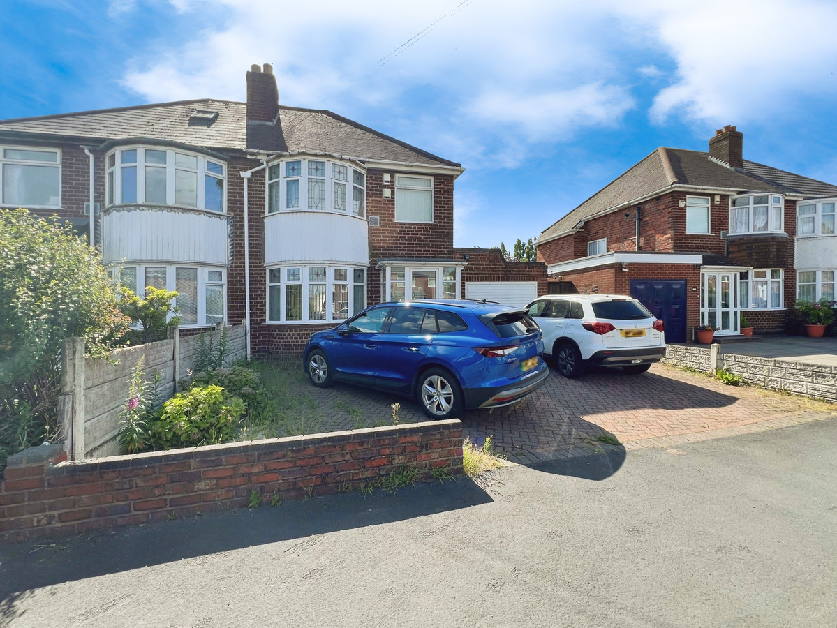 Cakemore Road, Rowley Regis, B65