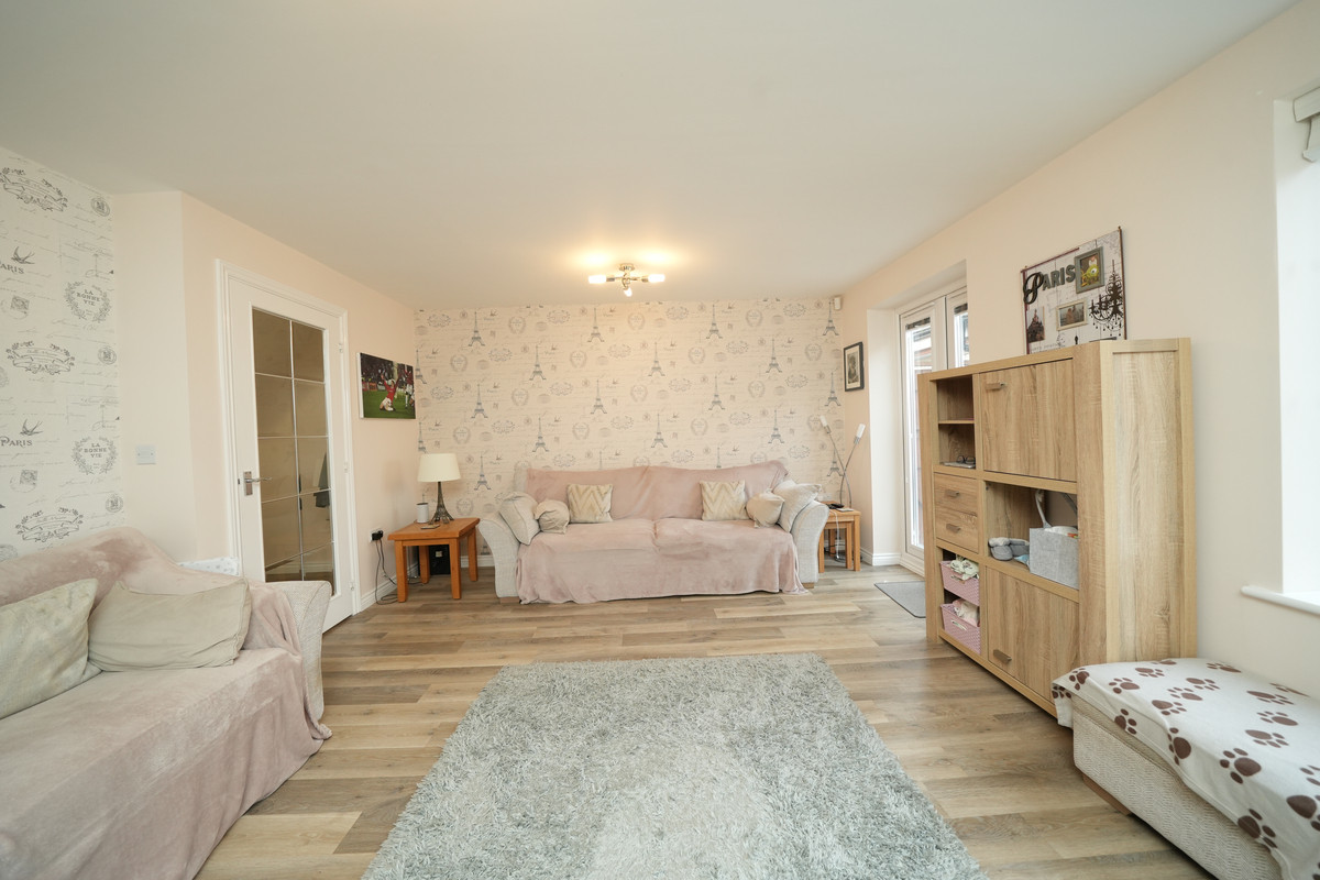 Field Sidings Way, Kingswinford, DY6, photo 18