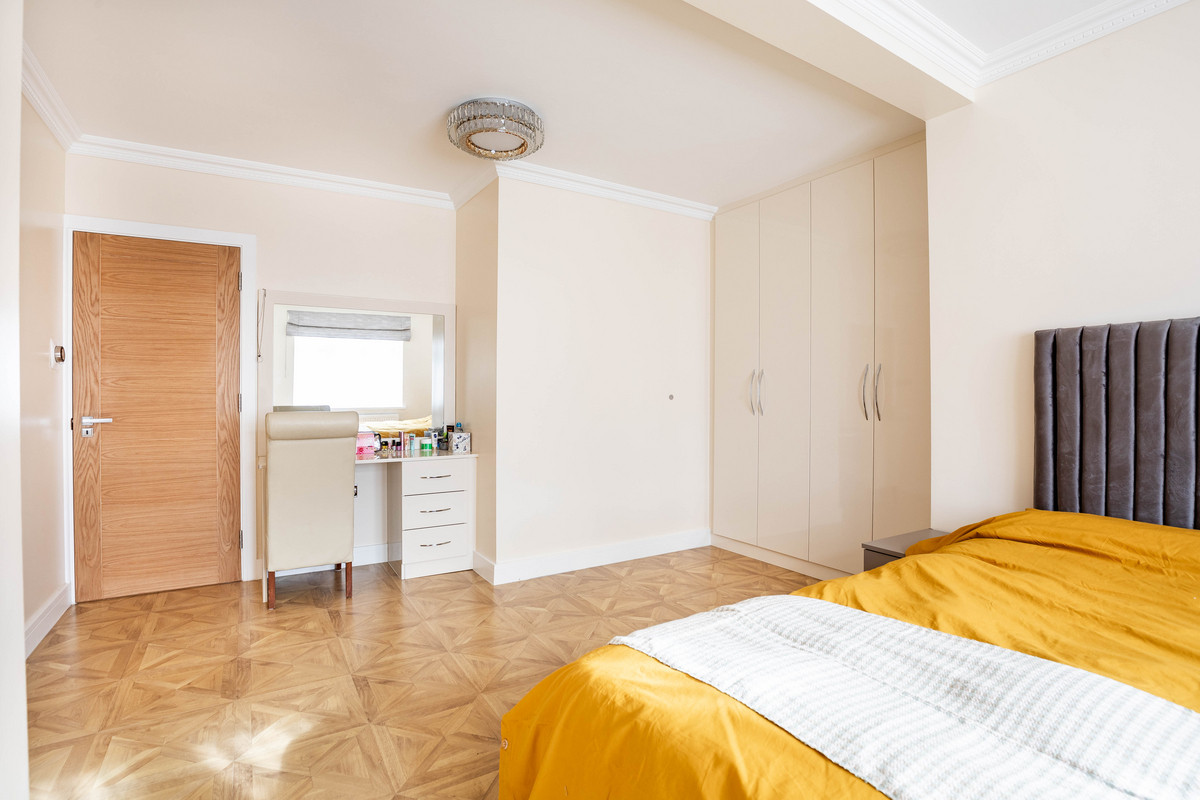 East End Road, London, N2, photo 12