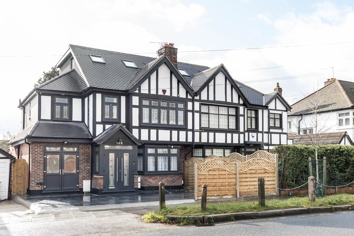 East End Road, London, N2, photo 25