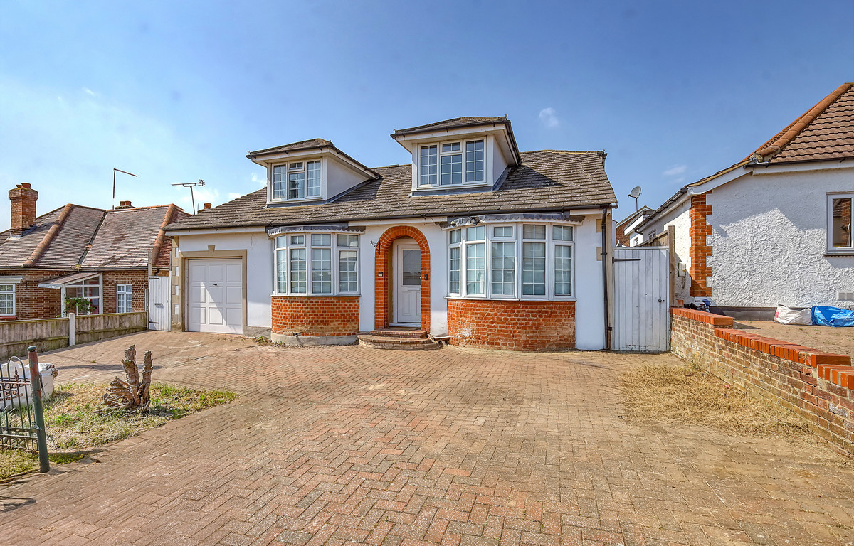 Brackendale Avenue, Basildon, SS13, photo 22