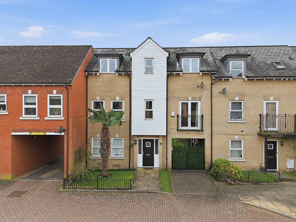 Cavell Drive, Bishop's Stortford, CM23