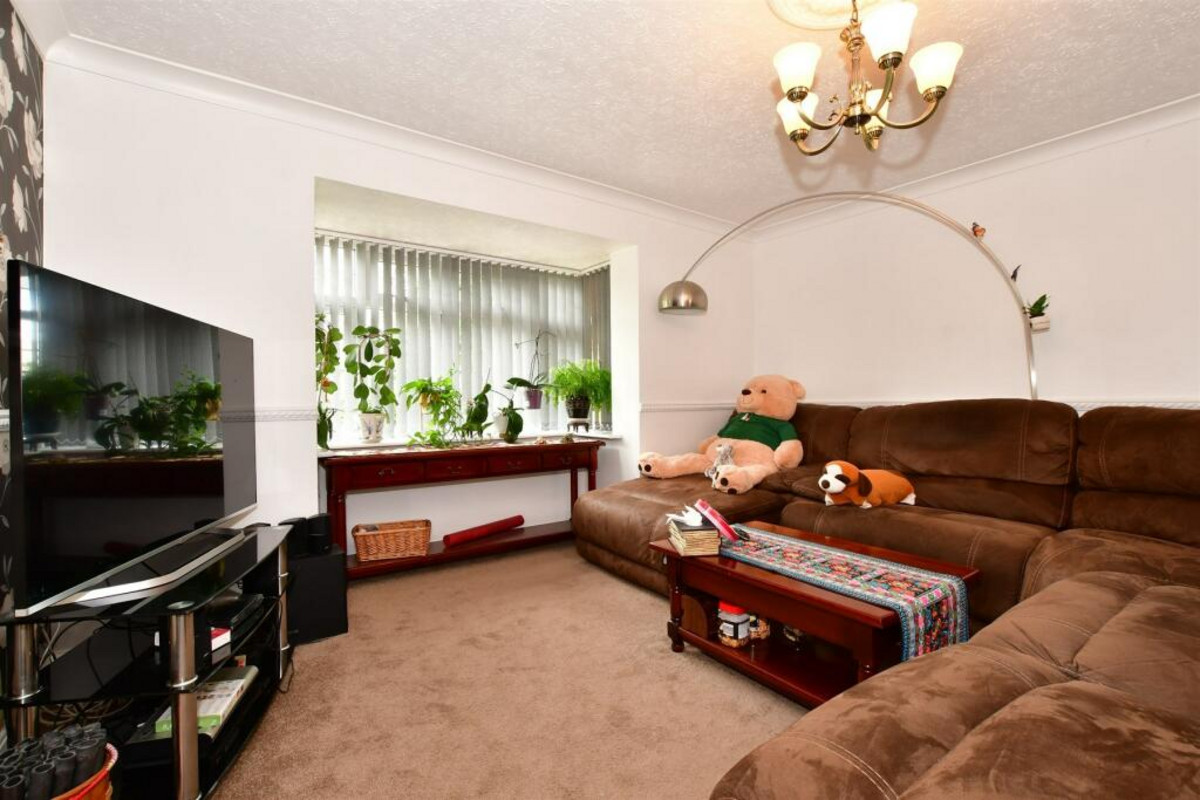 Crawfords, Swanley, BR8, photo 3