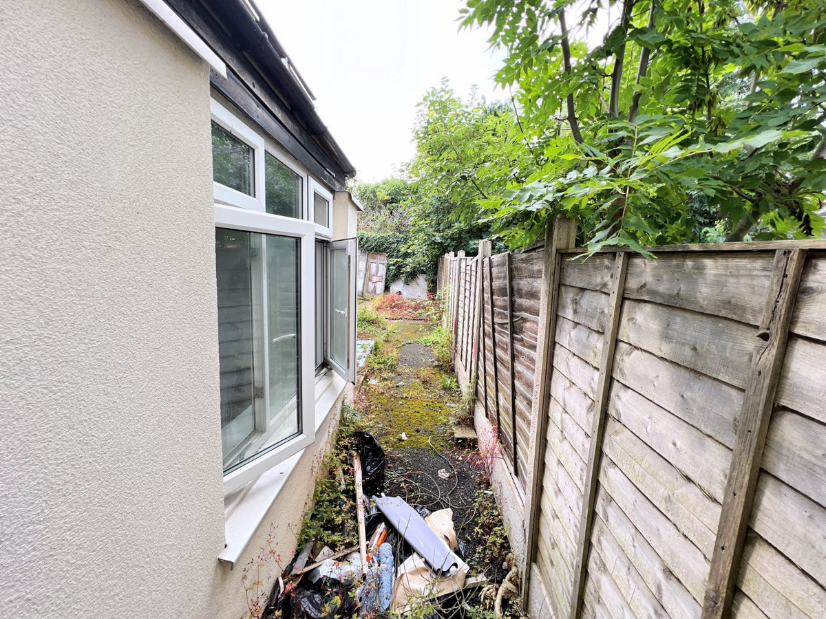Newhampton Road West, Wolverhampton, WV6, photo 21