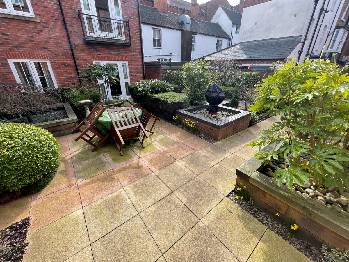 Minster Court Bird Street, Lichfield, WS13, photo 9