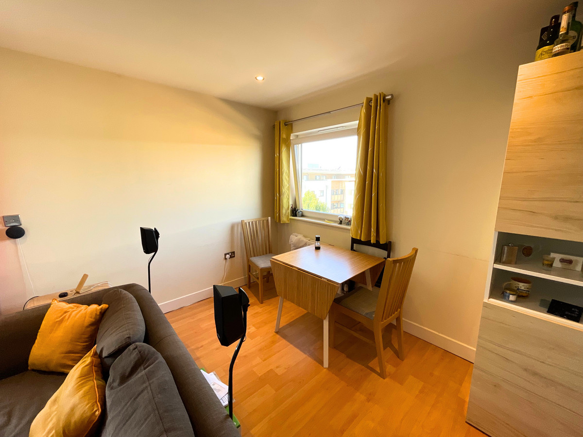 Autumn Court, Romford, RM7, photo 2