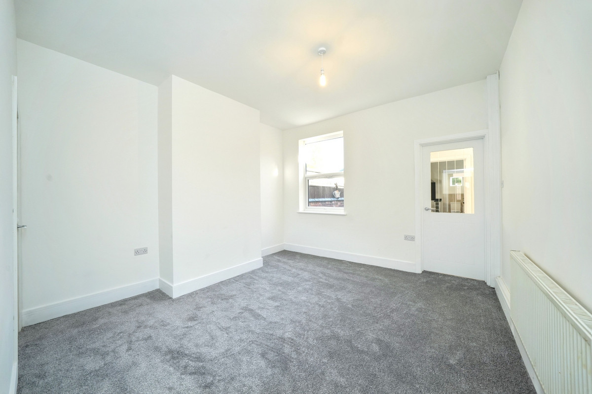 Cressett Lane, Brierley Hill, DY5, photo 3