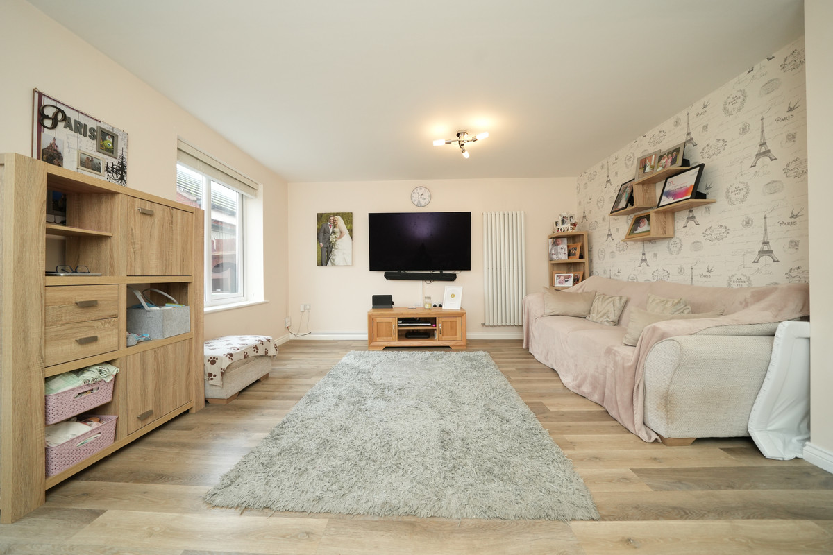 Field Sidings Way, Kingswinford, DY6, photo 17