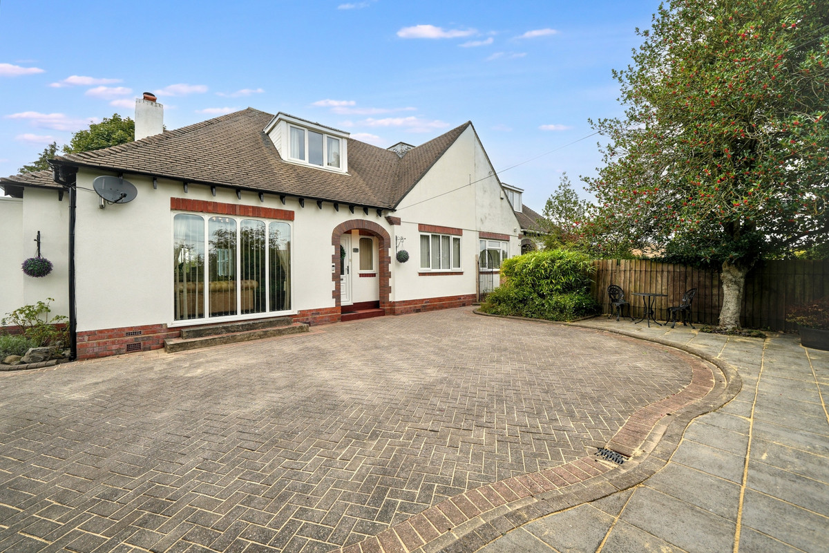 Oakham Road, Oldbury, B69
