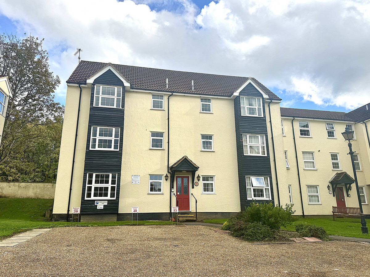 Red Lion Court, Bishop's Stortford, CM23