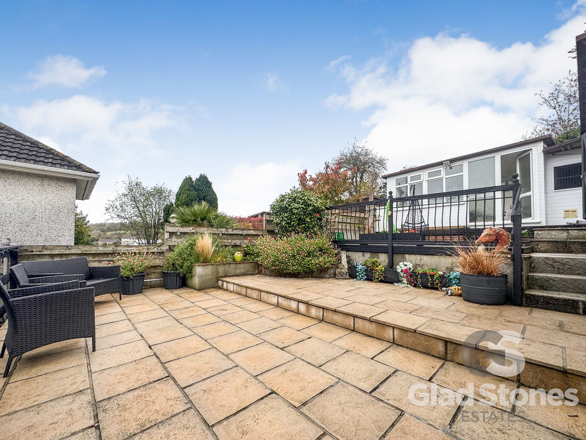 Stentaway Drive, Plymstcok, Plymouth, PL9 Spacious Semi-Detached House in Plymstock, photo 20