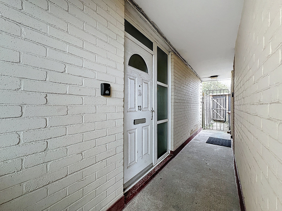 Honeywood Close, Potters Bar, EN6, photo 2