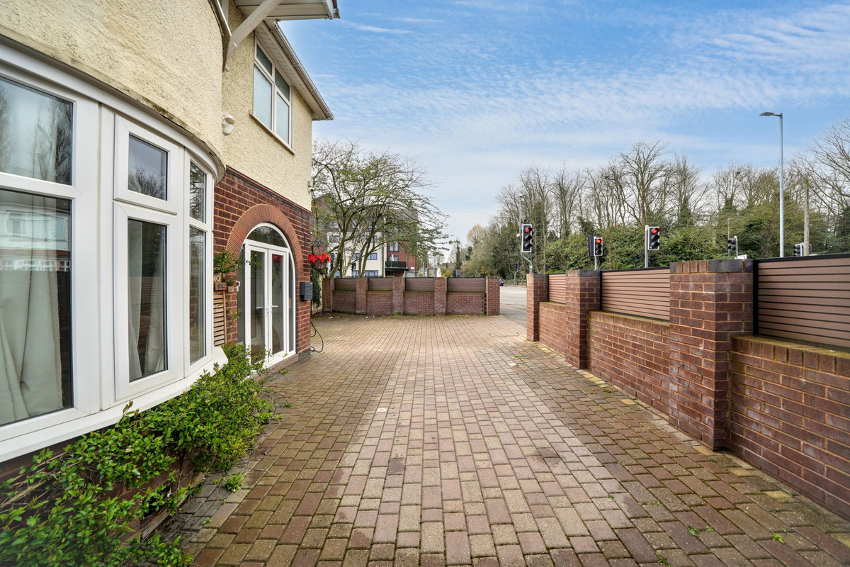 Bilston Lane, Willenhall, WV13, photo 46