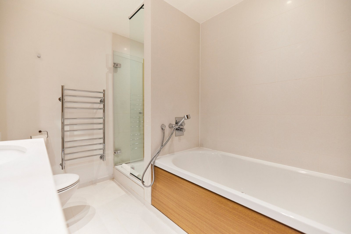 Hertsmere Road, London, E14, photo 23