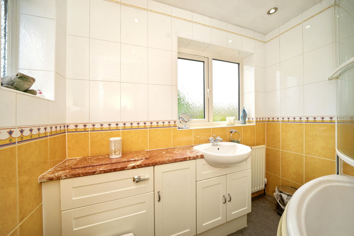 Granville Drive, Kingswinford, DY6, photo 28