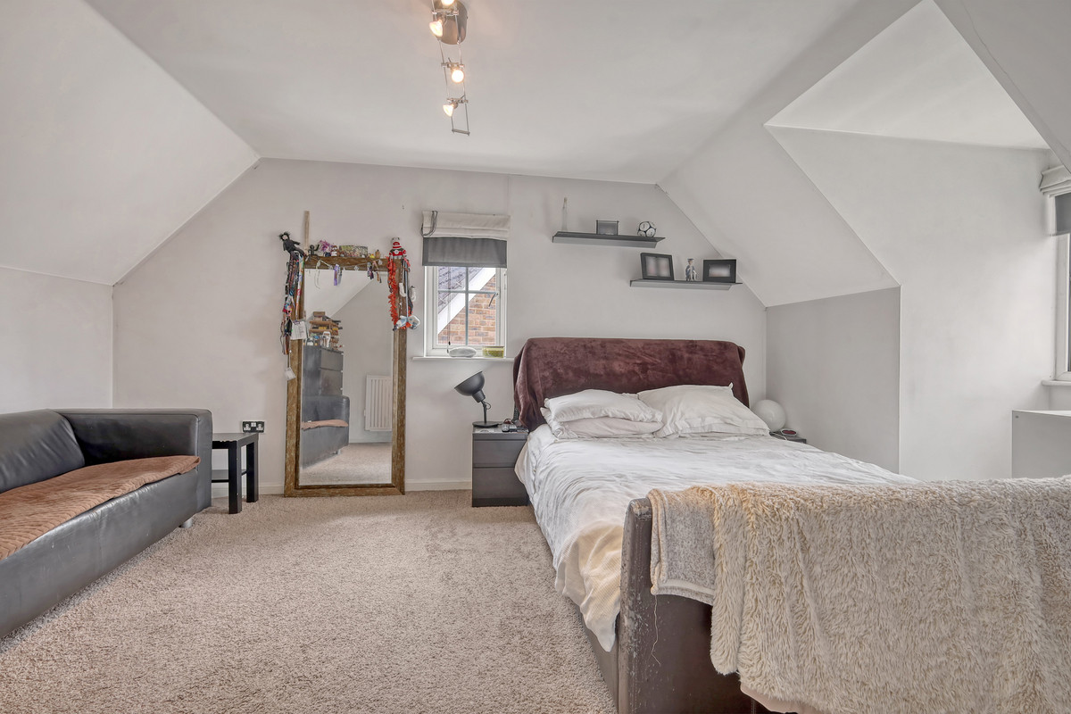 Fenton Road, Grays, RM16, photo 18