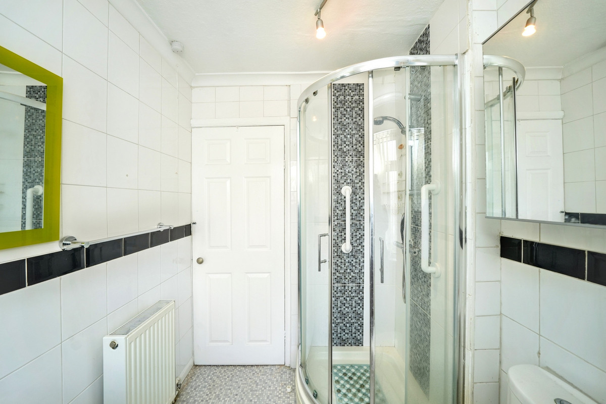 Cakemore Road, Rowley Regis, B65, photo 7