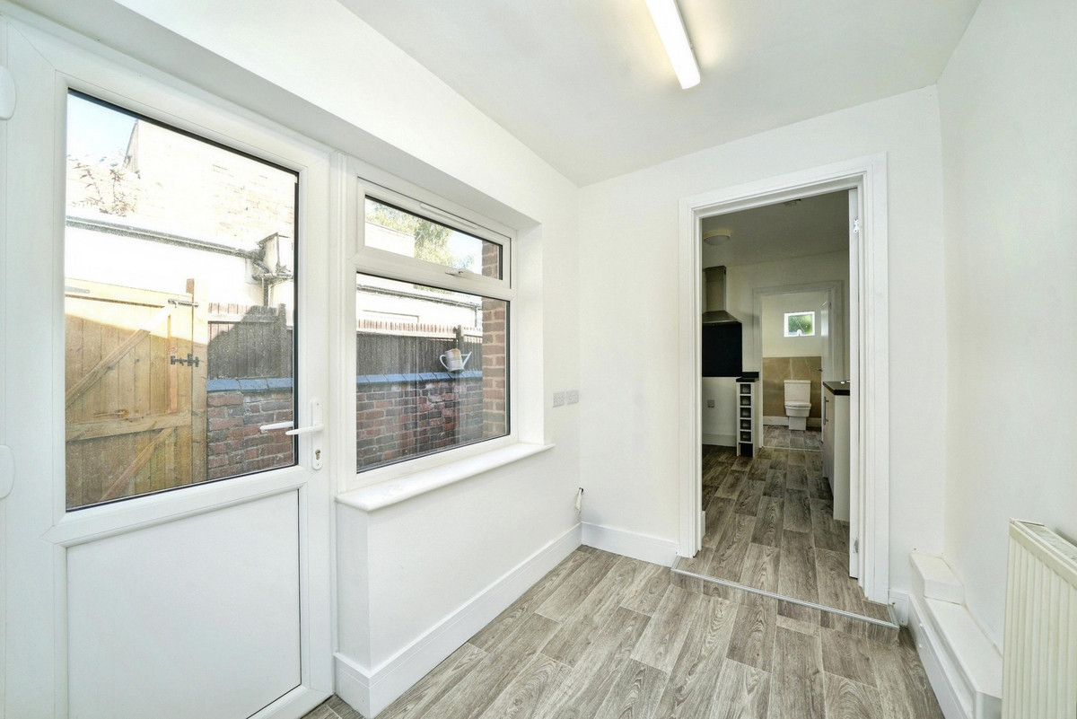 Cressett Lane, Brierley Hill, DY5, photo 4