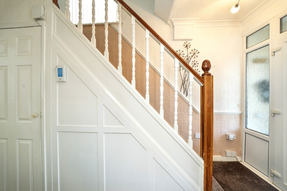 Cakemore Road, Rowley Regis, B65, photo 11