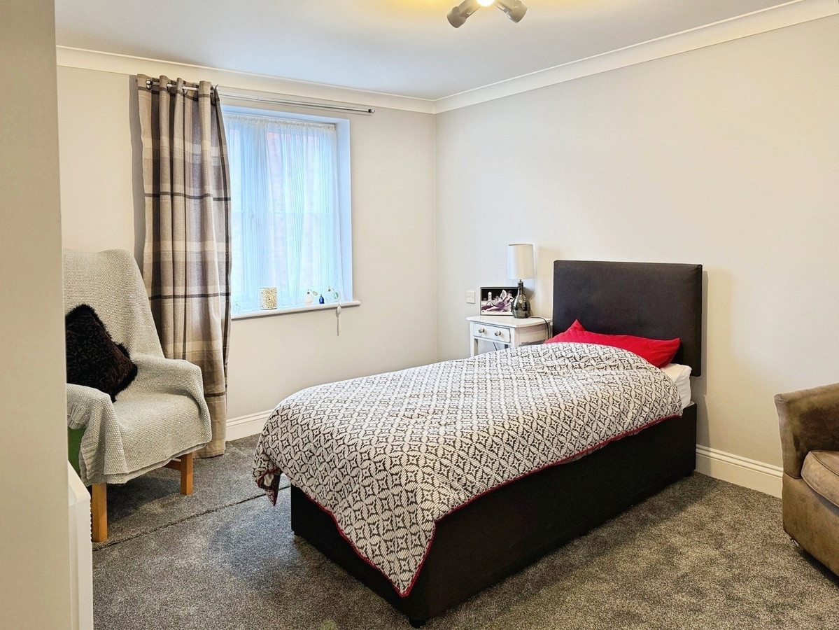 Minster Court Bird Street, Lichfield, WS13, photo 6
