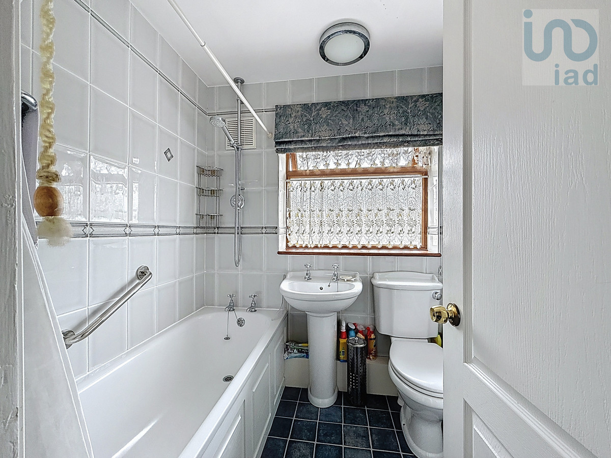 North Grove, Harlow, CM18, photo 7