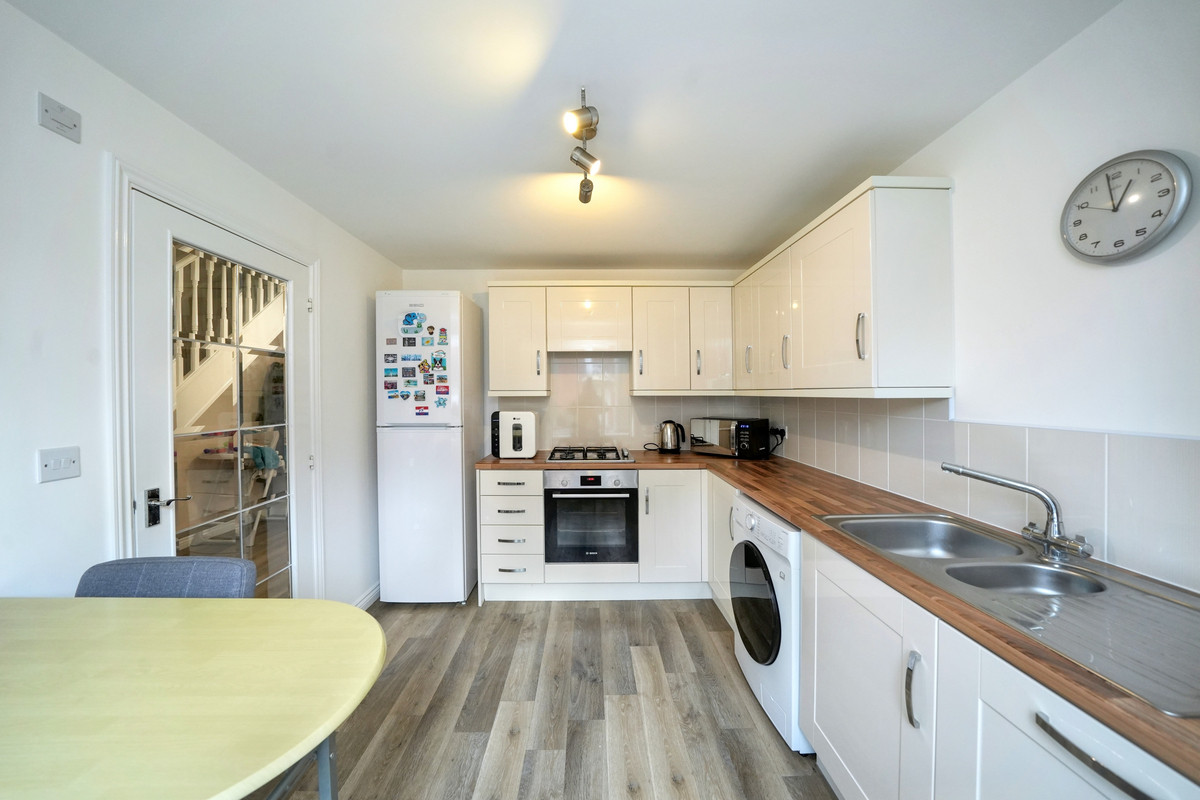 Field Sidings Way, Kingswinford, DY6, photo 20