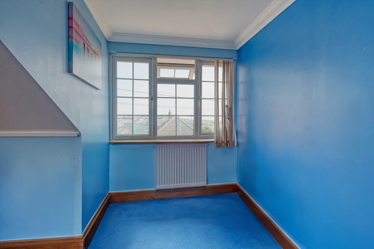 Brackendale Avenue, Basildon, SS13, photo 16