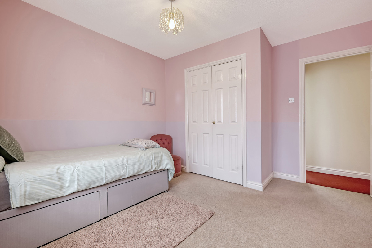 Yeomans Close, Bishop's Stortford, CM23, photo 25