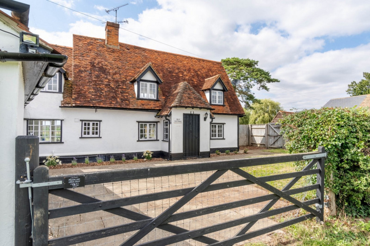 Woodside Green, Bishop's Stortford, CM22