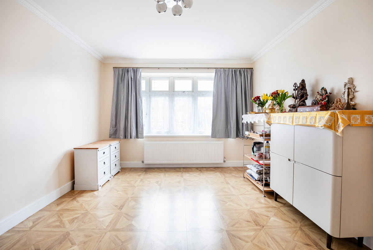 East End Road, London, N2, photo 15
