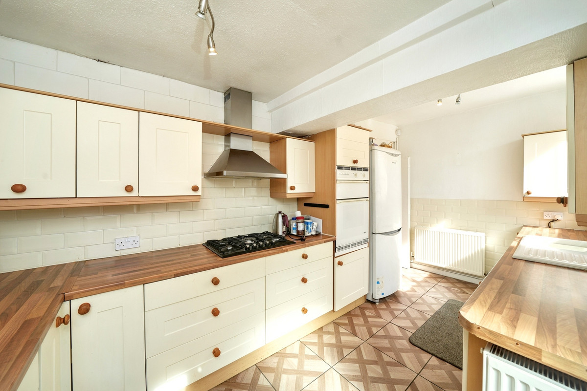 Cakemore Road, Rowley Regis, B65, photo 5