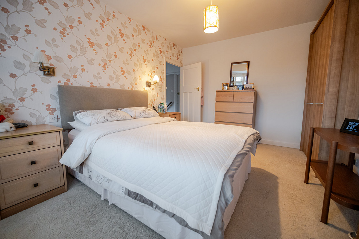 Spen Lane, Leeds, LS16, photo 31