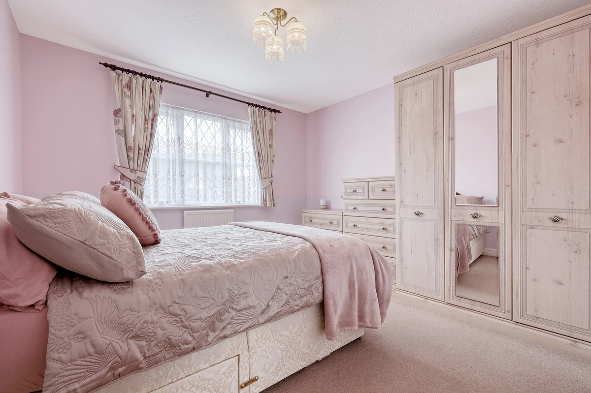 Yeomans Close, Bishop's Stortford, CM23, photo 17