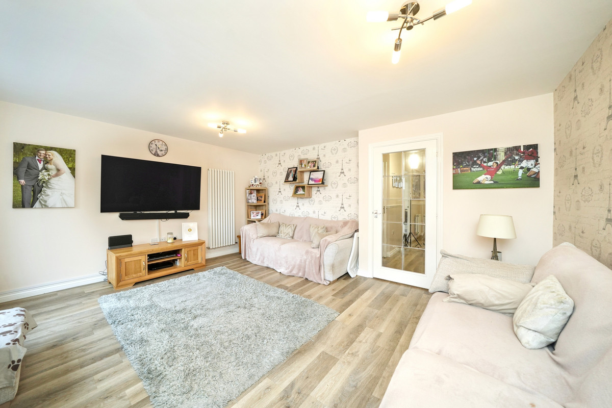 Field Sidings Way, Kingswinford, DY6, photo 14