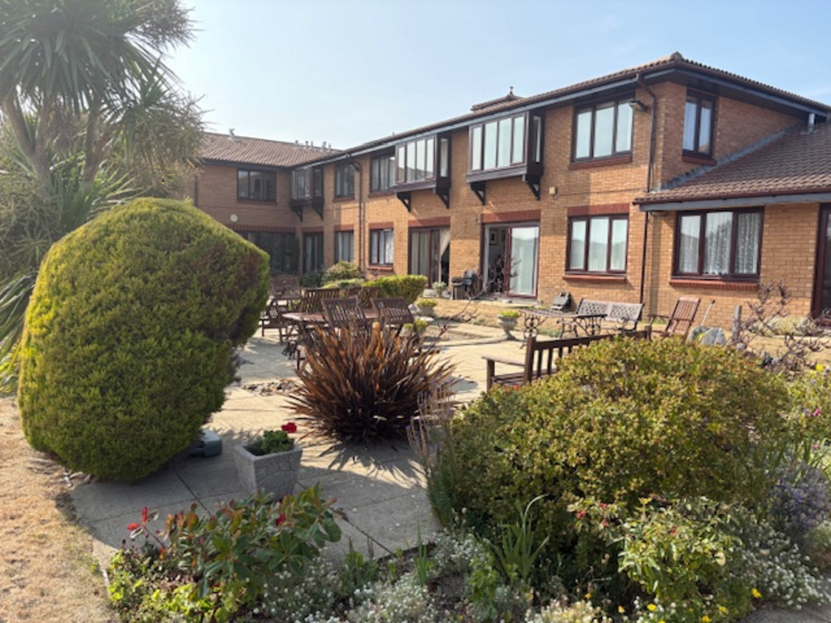 Admiralty Road, Bournemouth, BH6, photo 4