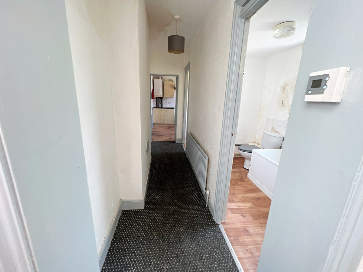 Newhampton Road West, Wolverhampton, WV6, photo 14