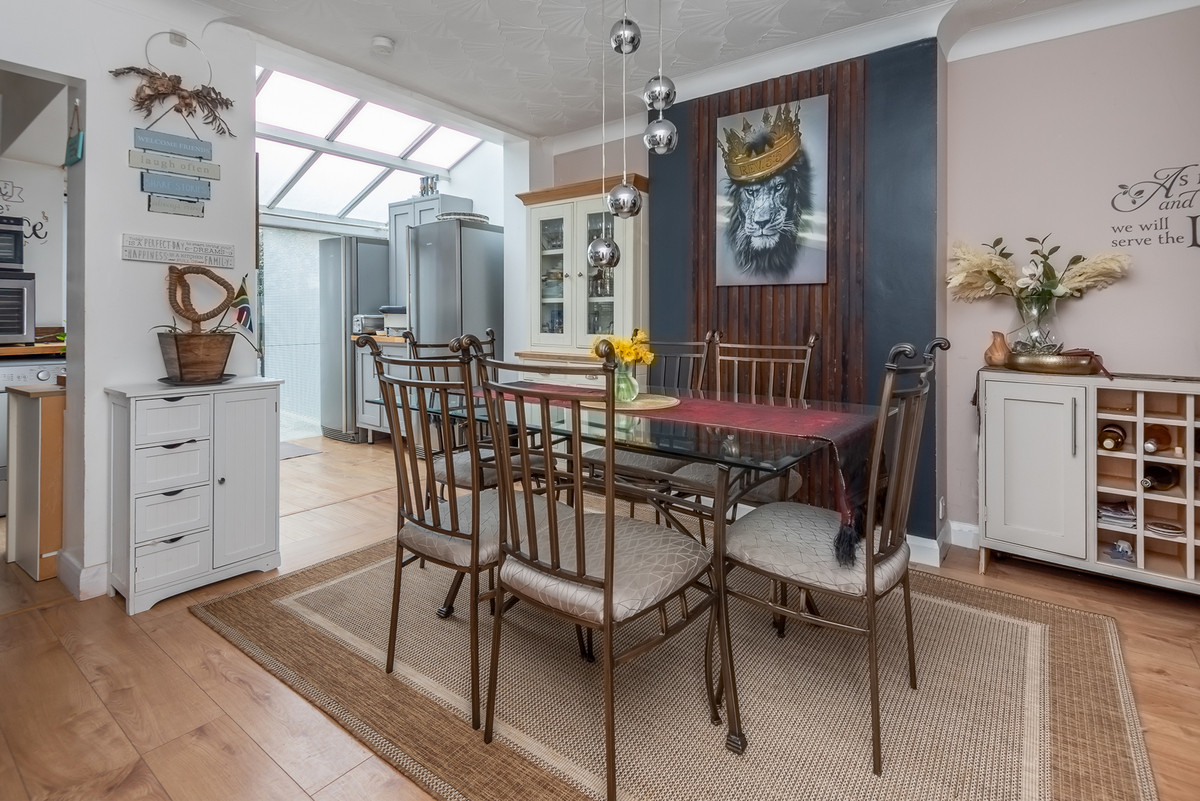 Barnhurst Avenue, London, DA7