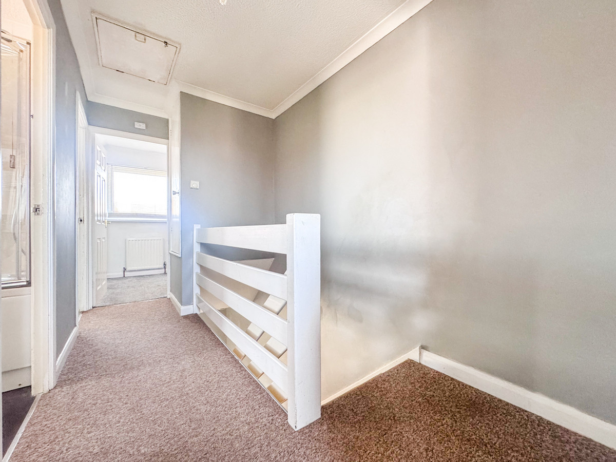 Holloway Gardens, Staddiscombe, Plymouth, Devon, PL9 Perfect First Time or Family Home, photo 11