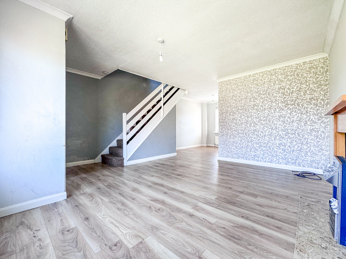 Holloway Gardens, Staddiscombe, Plymouth, Devon, PL9 Perfect First Time or Family Home, photo 5