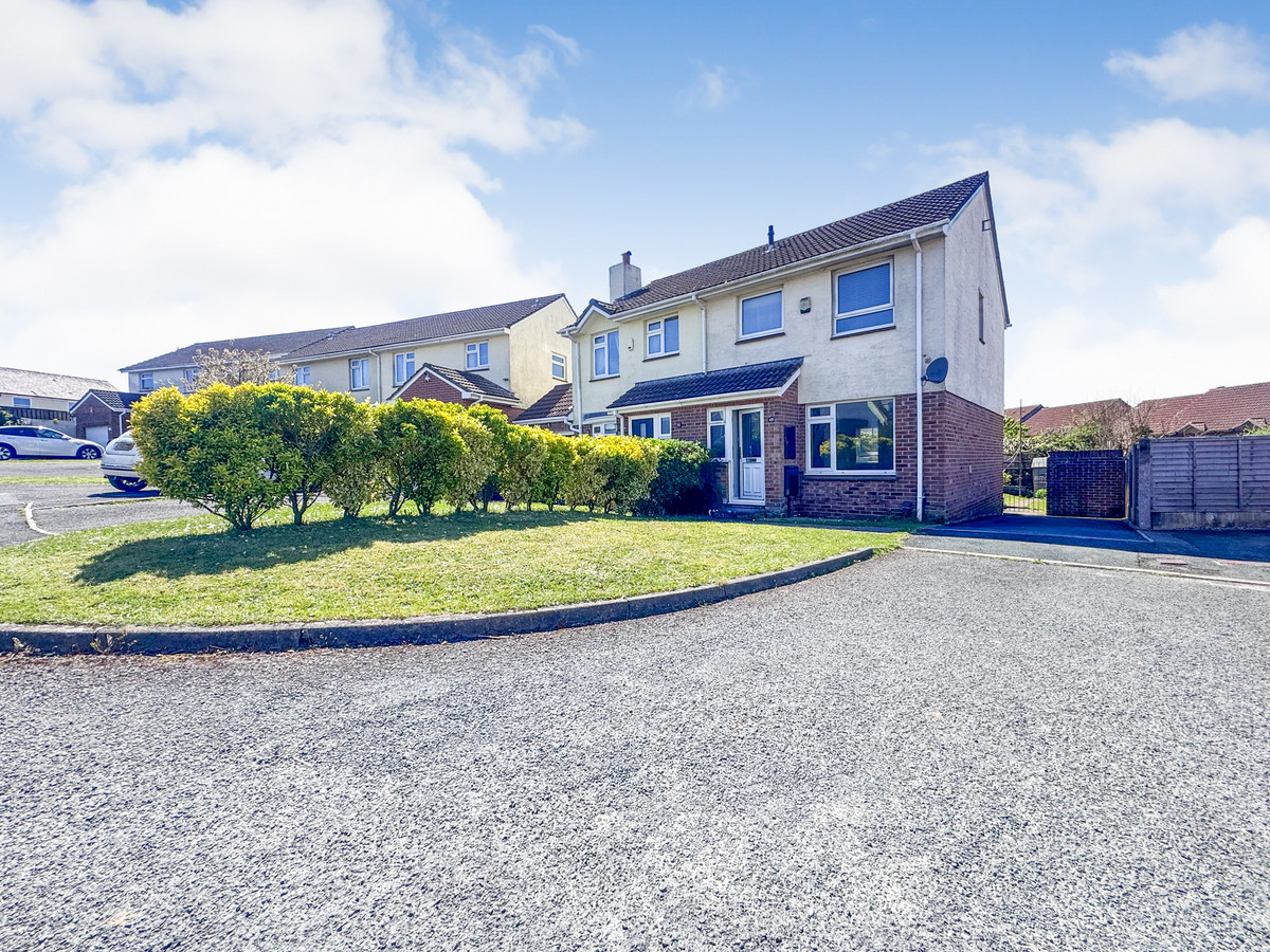 Holloway Gardens, Staddiscombe, Plymouth, Devon, PL9 Perfect First Time or Family Home