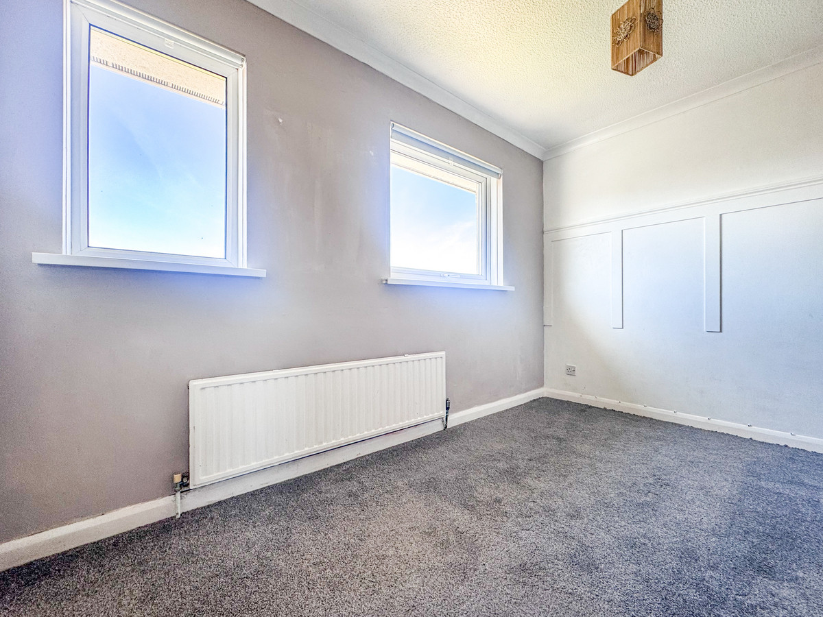 Holloway Gardens, Staddiscombe, Plymouth, Devon, PL9 Perfect First Time or Family Home, photo 12