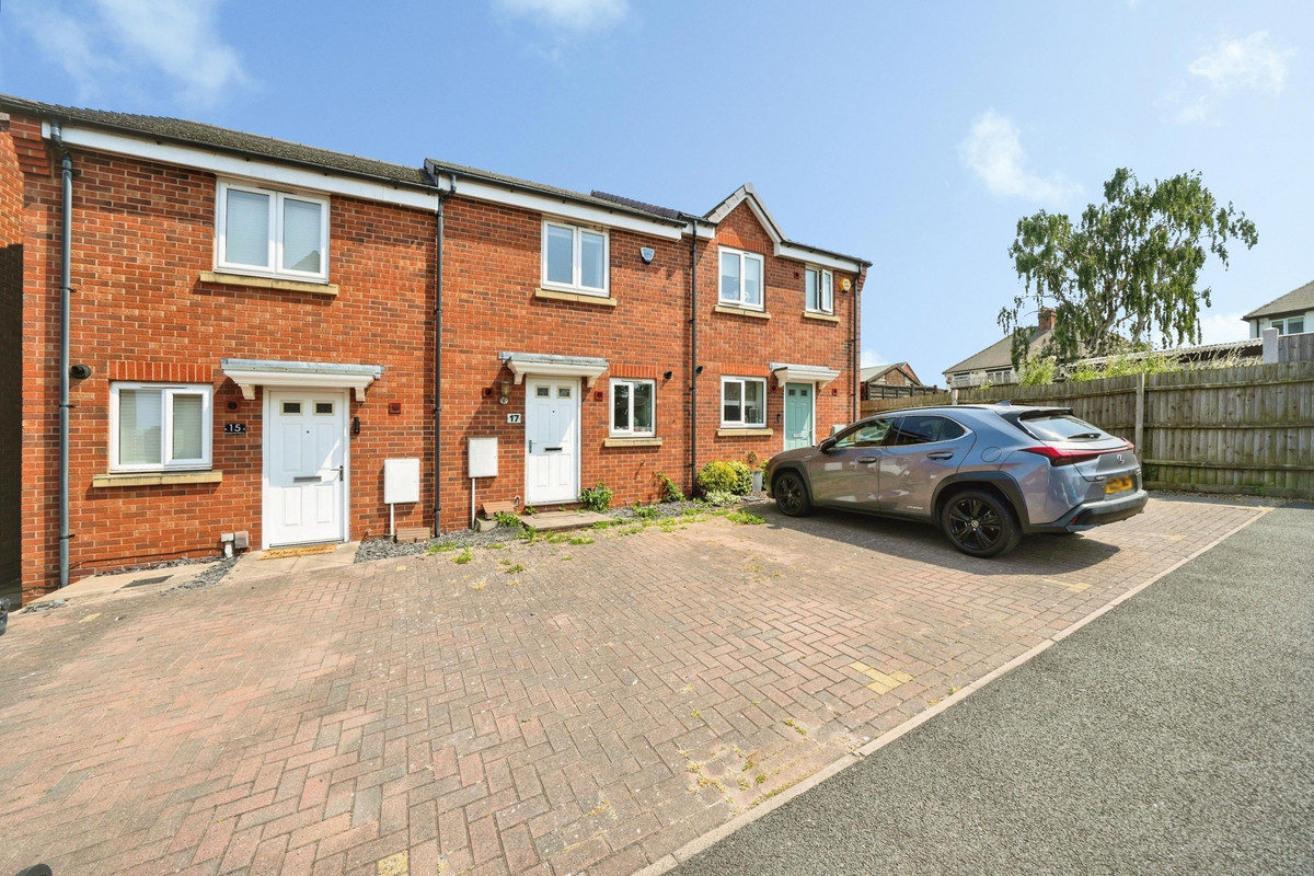 Bobeche Place, Kingswinford, DY6