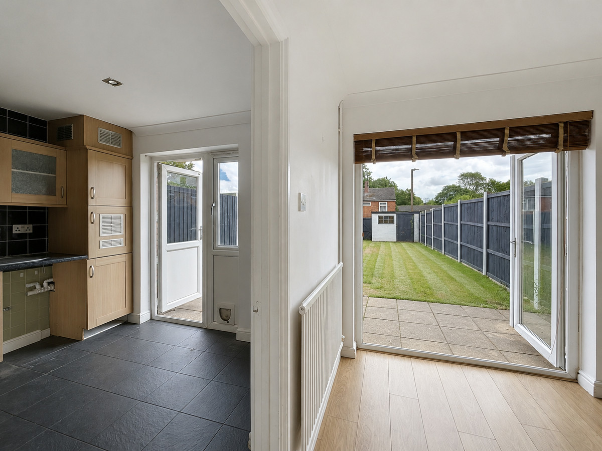 Hollyfield, Harlow, CM19, photo 7
