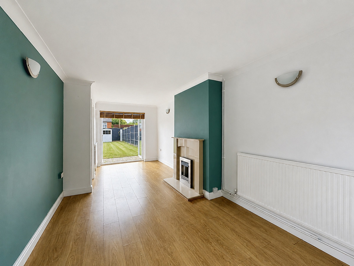 Hollyfield, Harlow, CM19, photo 2