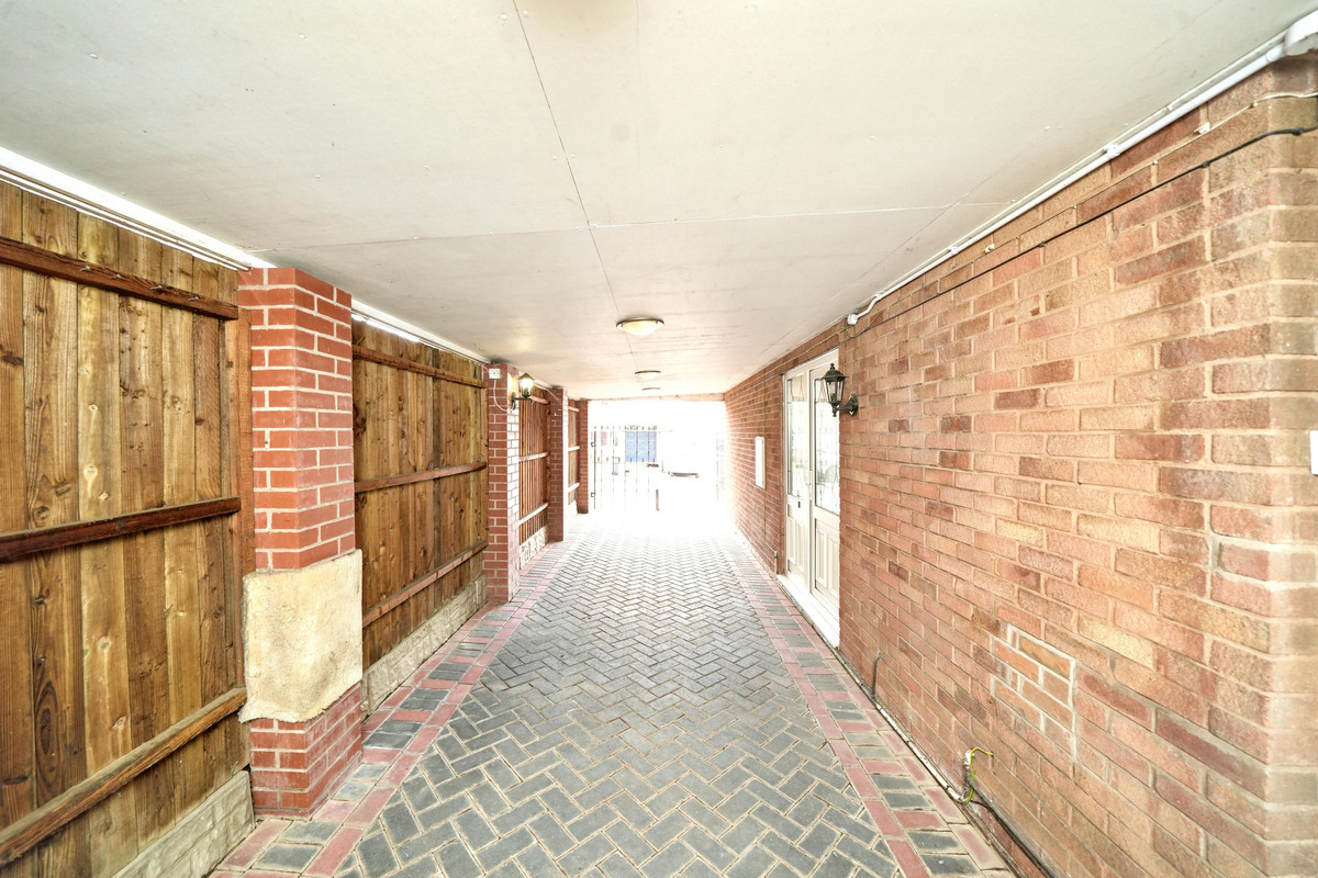 Packwood Road, Oldbury, B69, photo 32