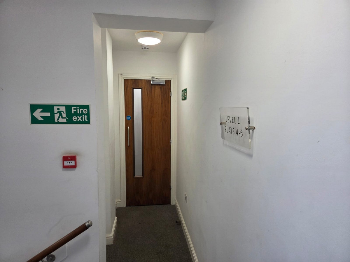 Photo 20
