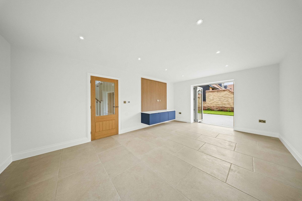 Lower Road, Stuntney, Cambridgeshire, photo 11