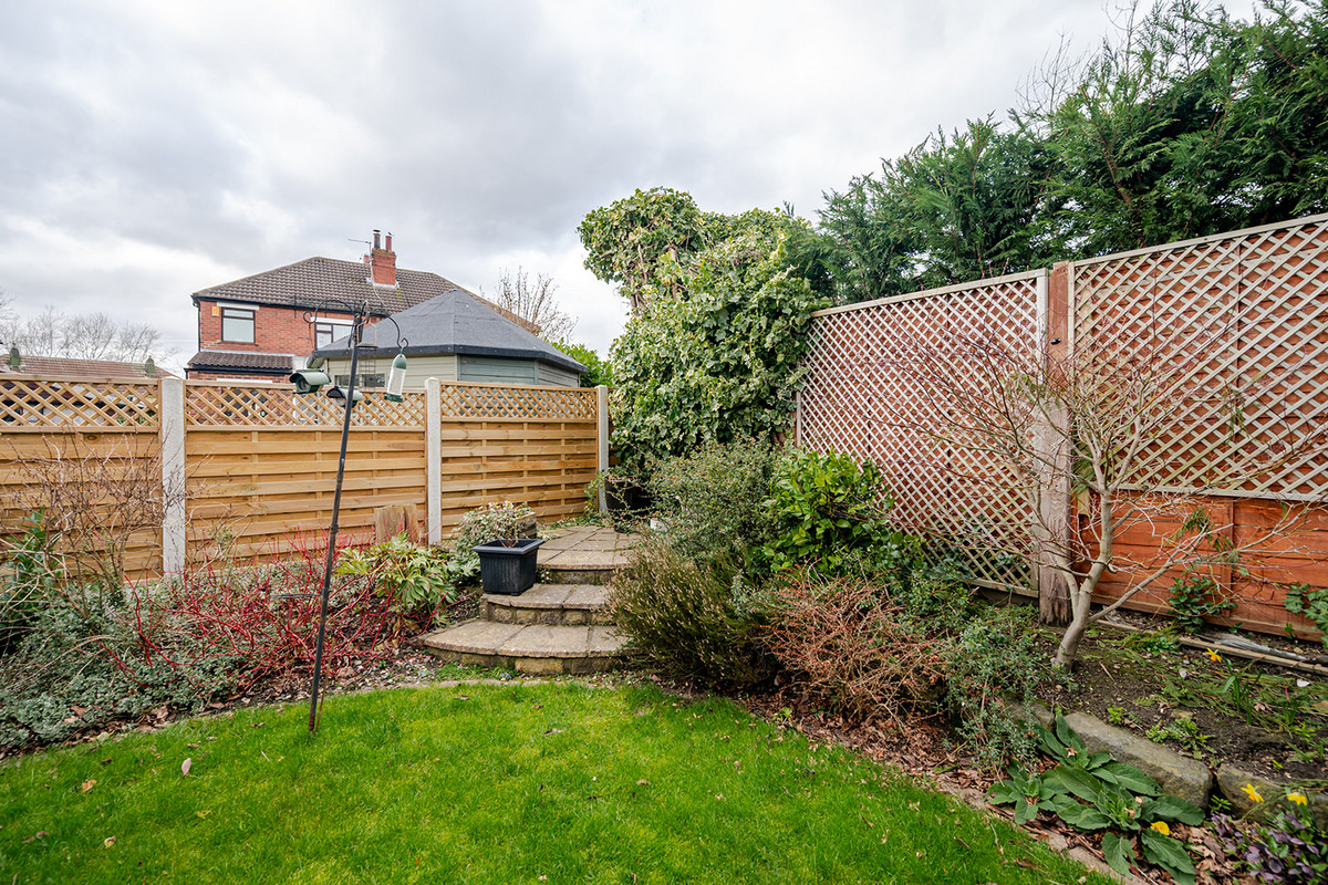 Spen Lane, Leeds, LS16, photo 21