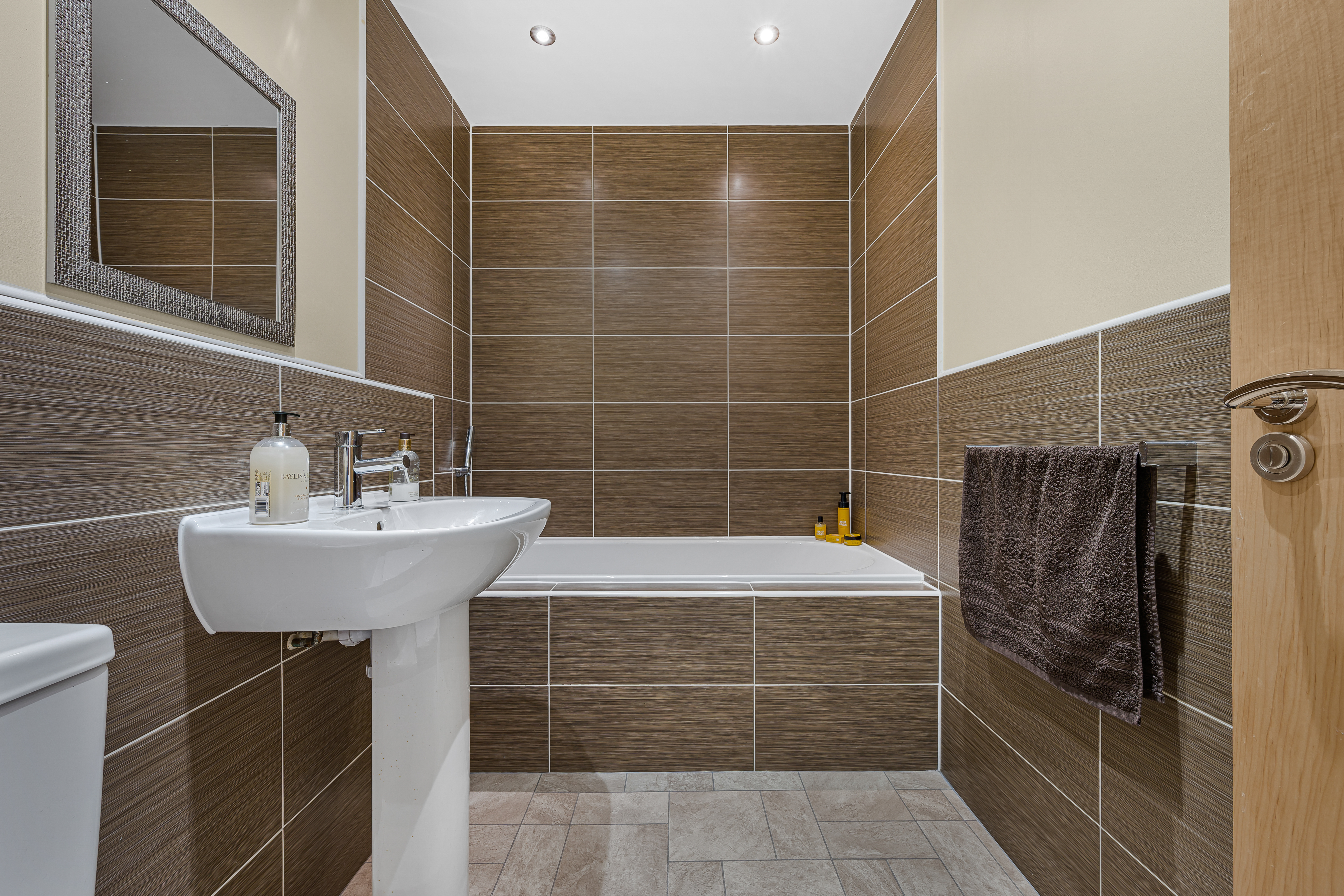 Photo 33
